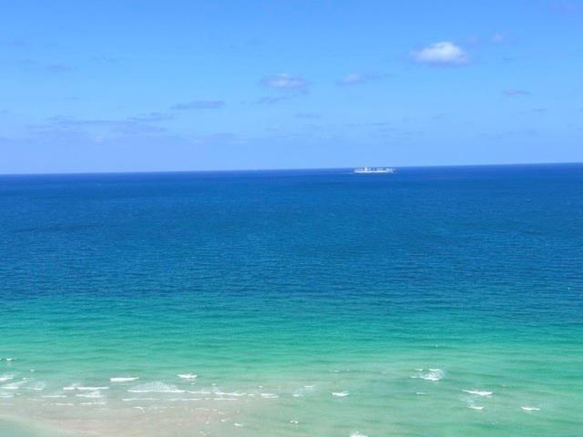 Quadomain Tower - Residential Lease