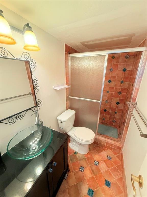 Quadomain Tower - Residential Lease