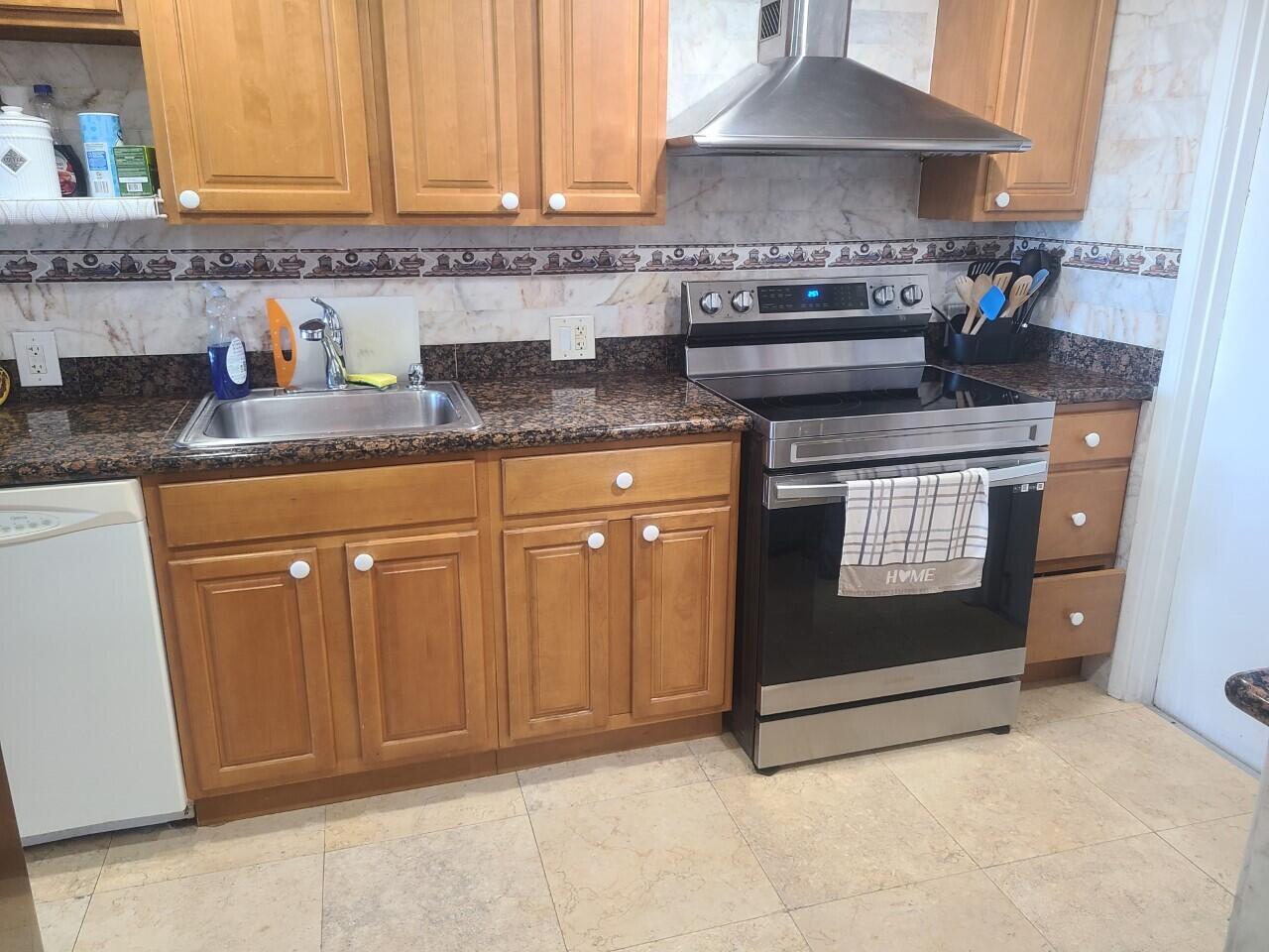 3050 N Palm Aire Drive 504