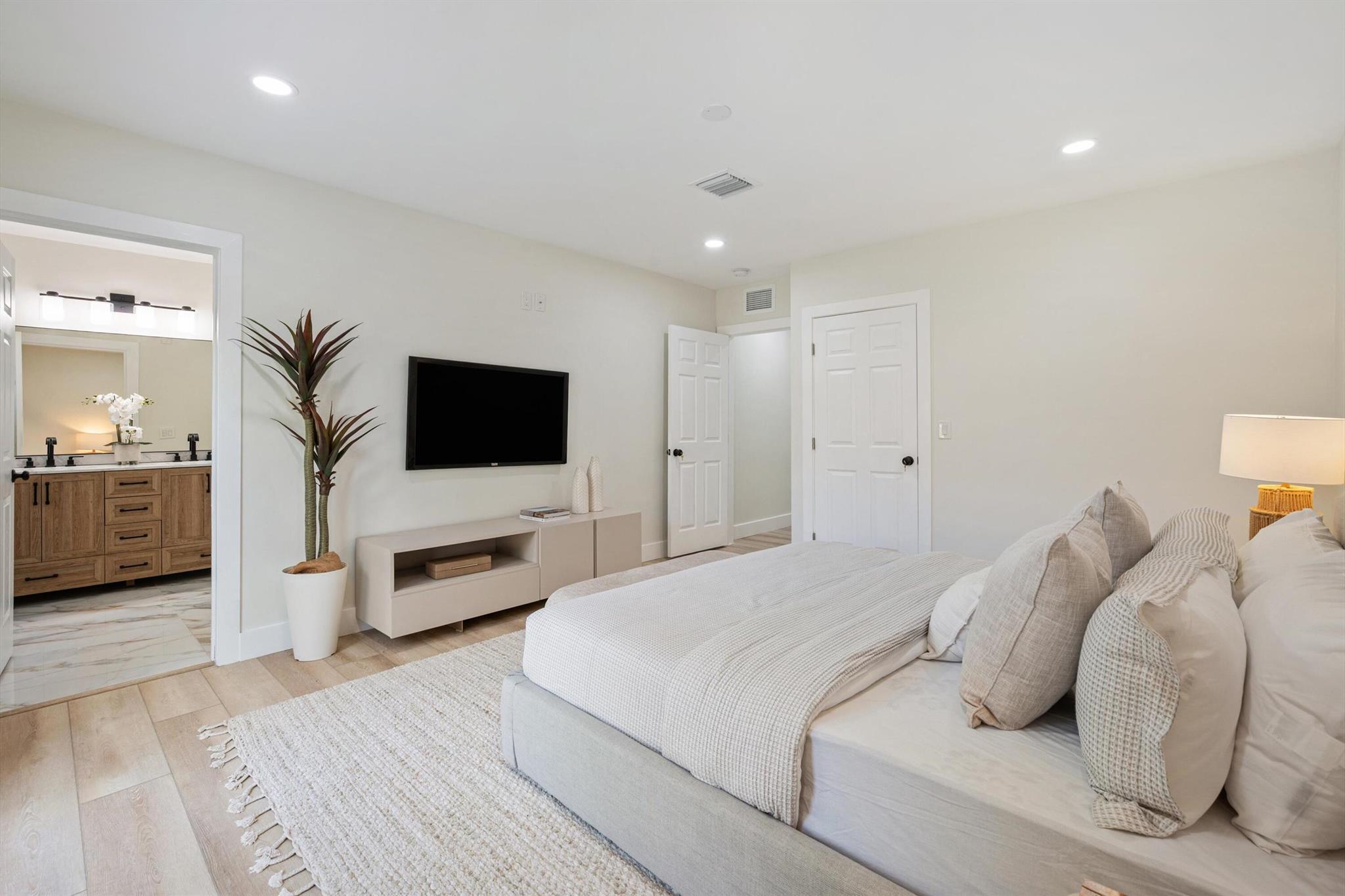 SUNFLOWER - Residential