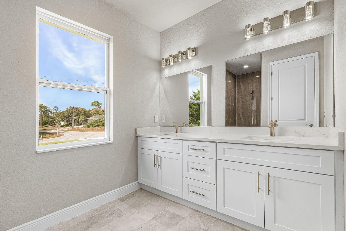 Port LaBelle - Residential