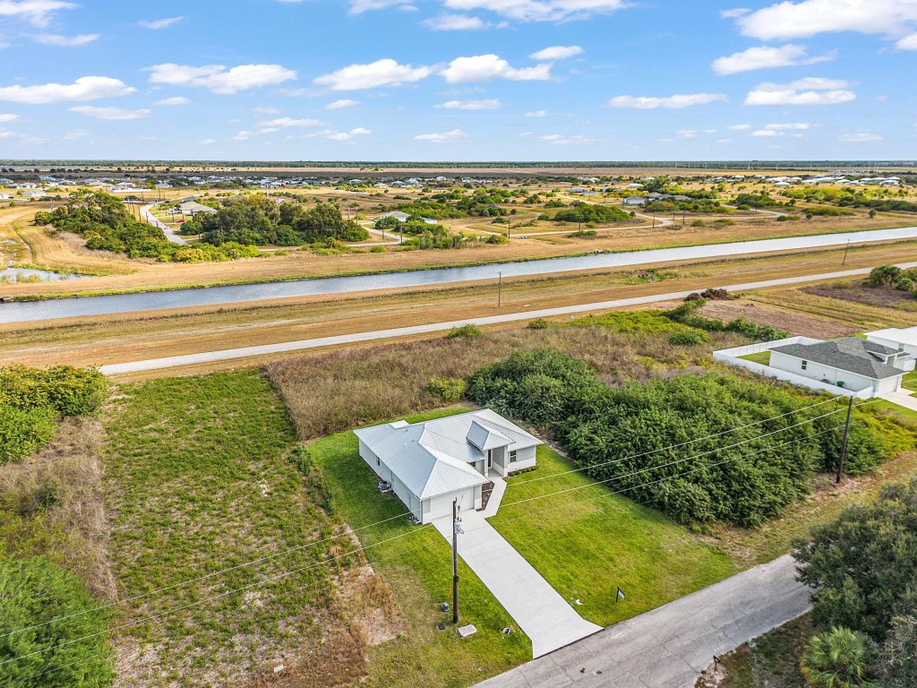 Port LaBelle - Residential