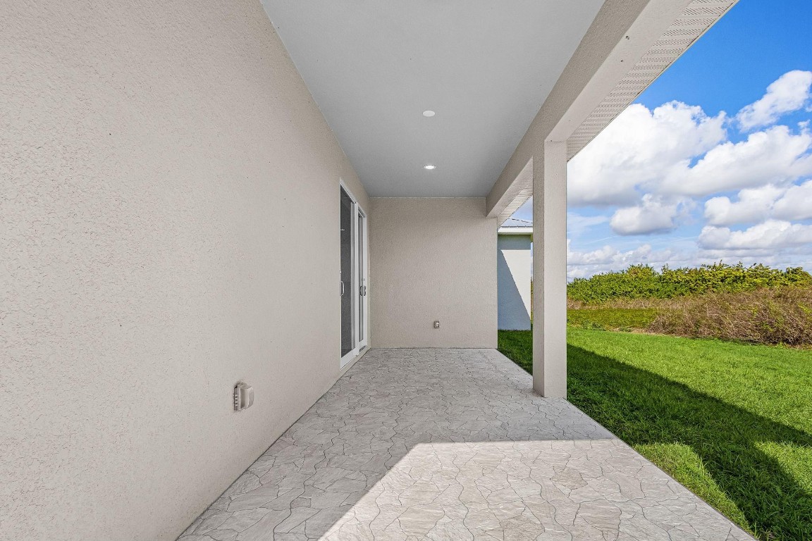 Port LaBelle - Residential