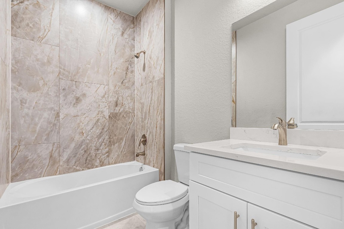 Port LaBelle - Residential