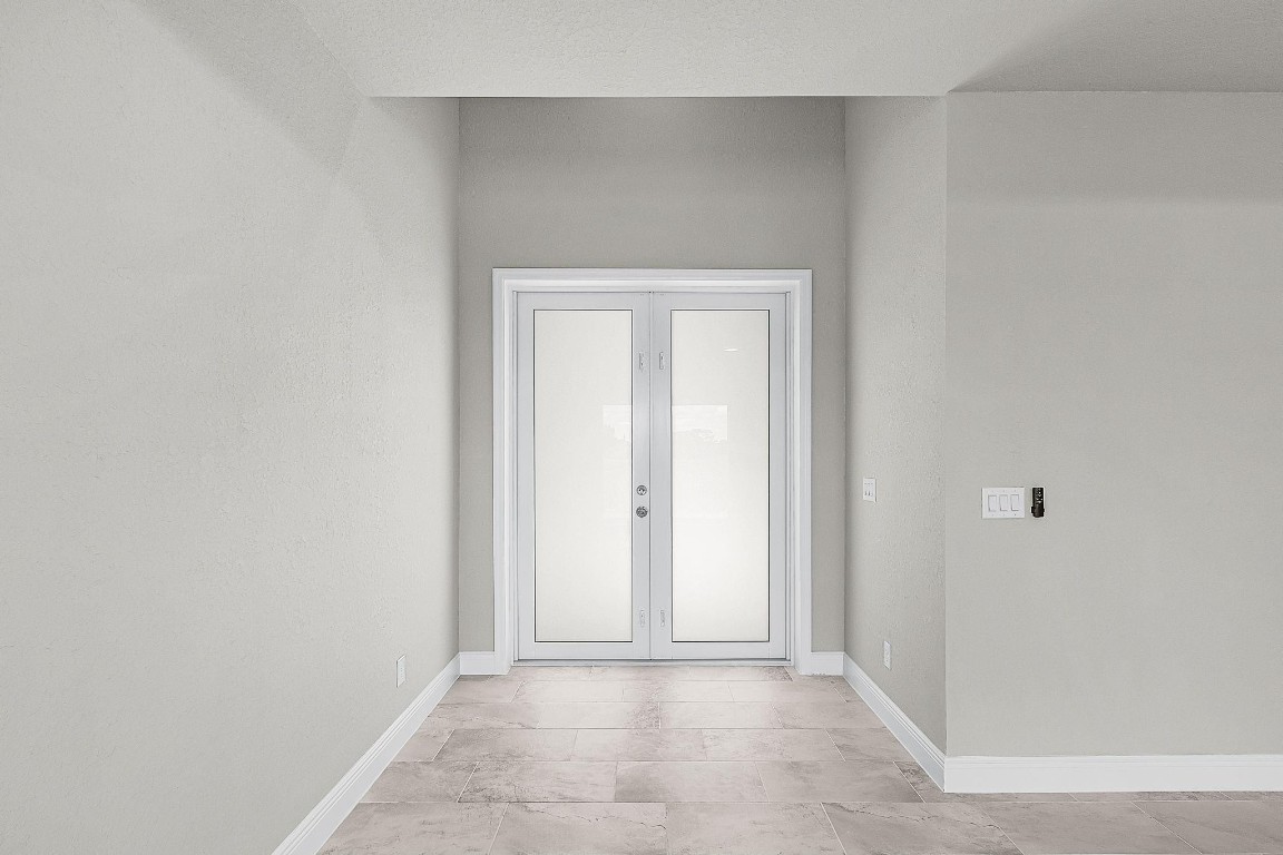 Port LaBelle - Residential