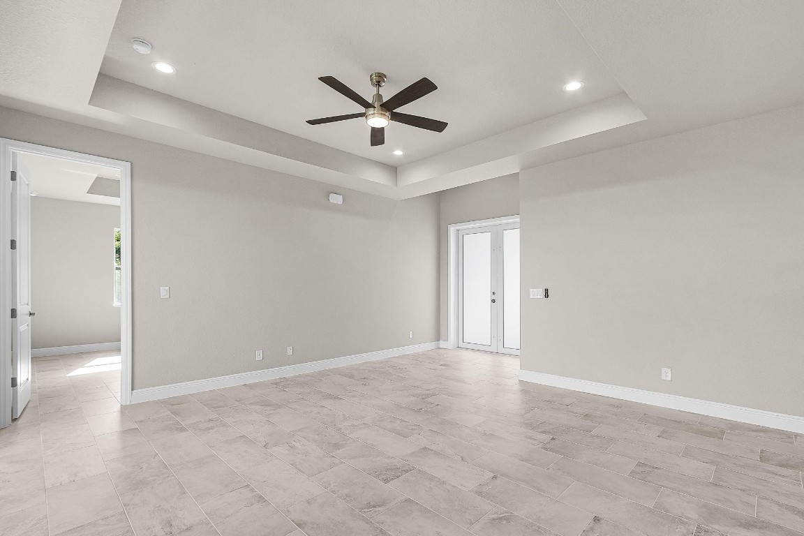 Port LaBelle - Residential