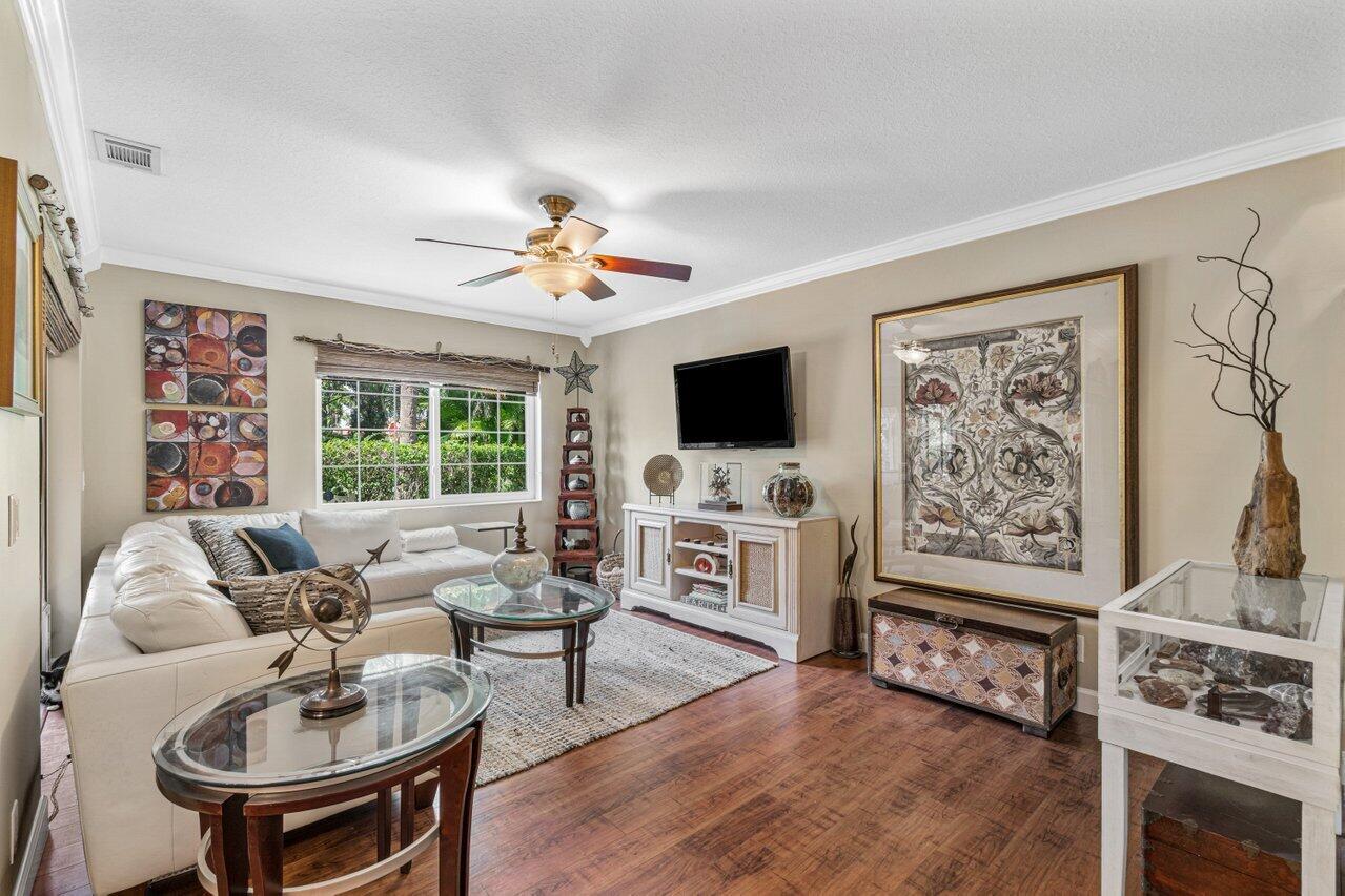 BOCA POINTE - Residential