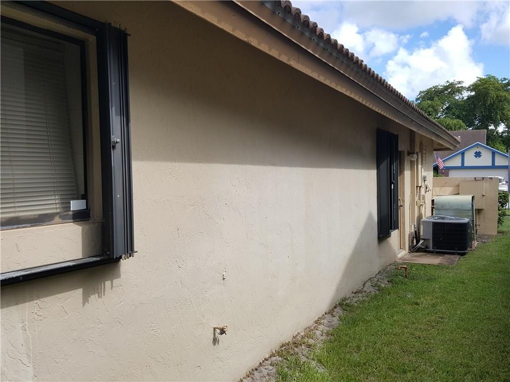 Country Address 102-1 B - Residential