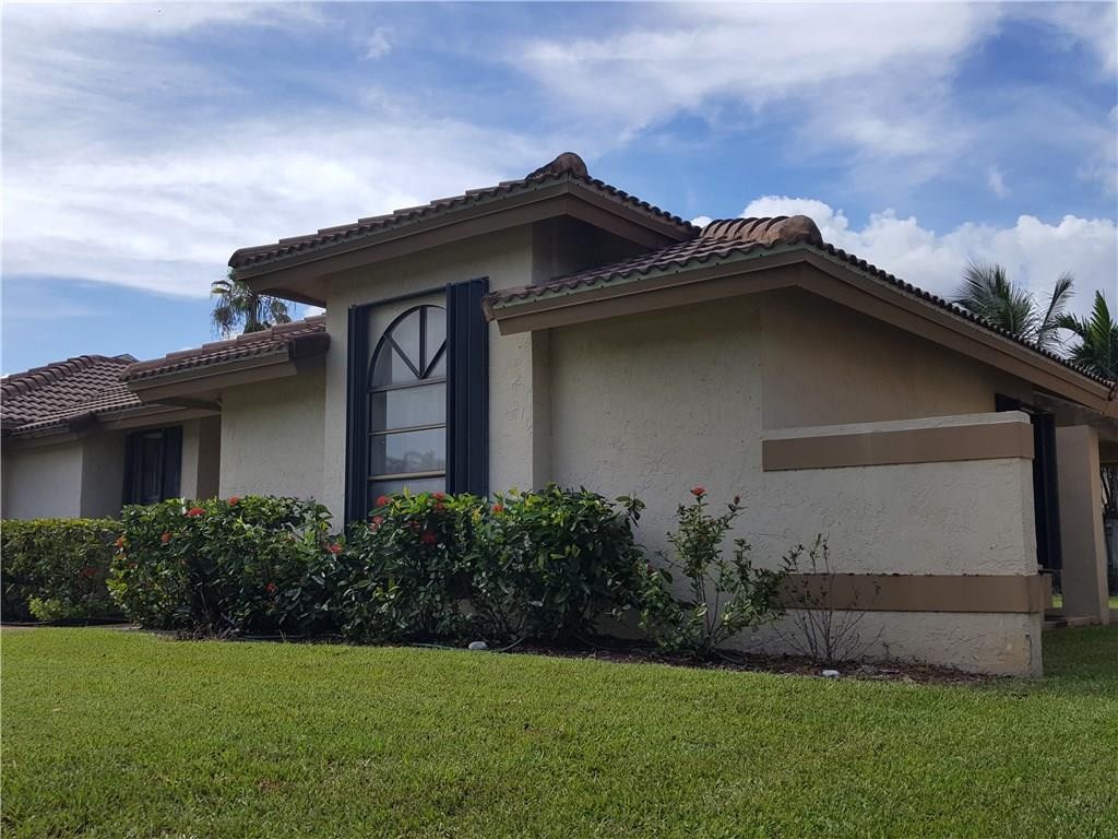 Country Address 102-1 B - Residential