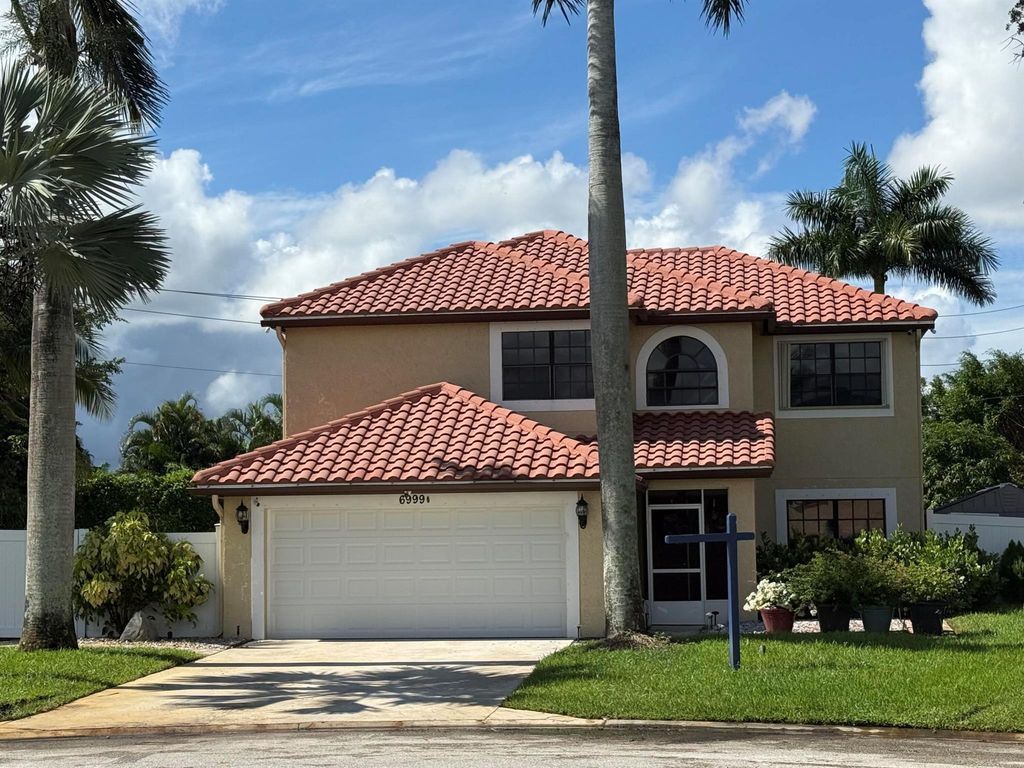 Photo of 6999 Dearborn Place, Boynton Beach, FL 33437 (MLS # R11126885)