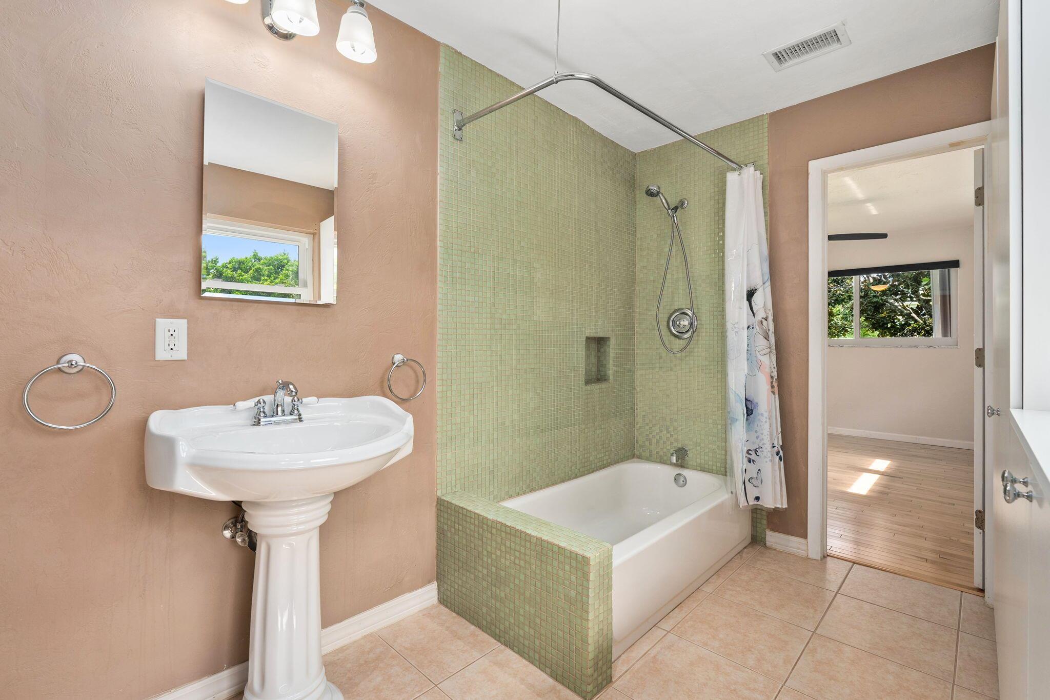 NORTH FORK ESTATES SUBDIV - Residential