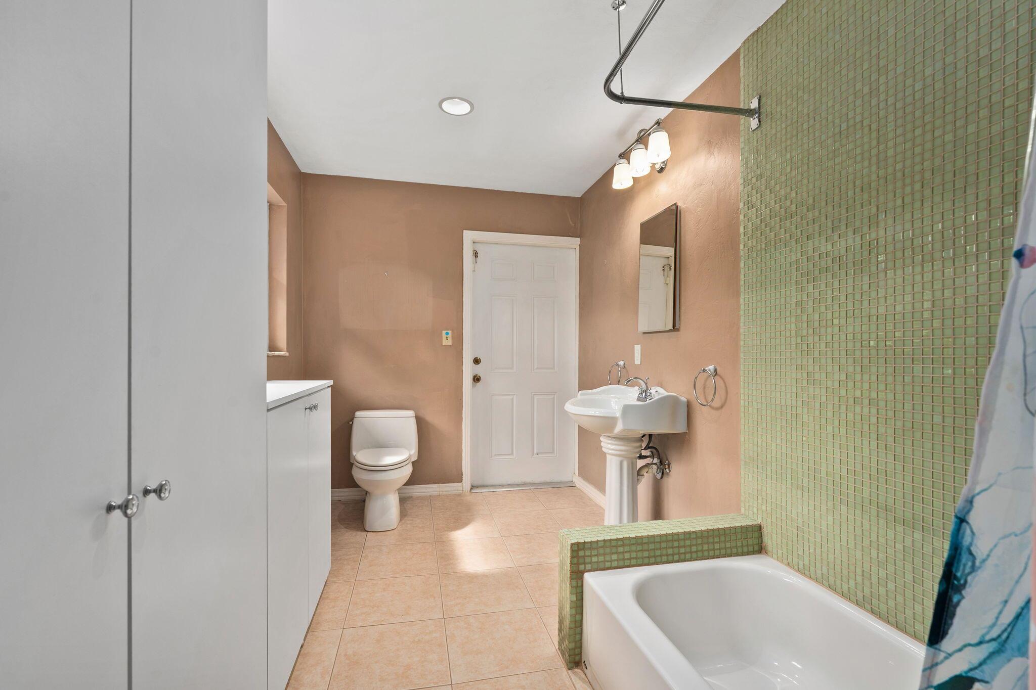 NORTH FORK ESTATES SUBDIV - Residential