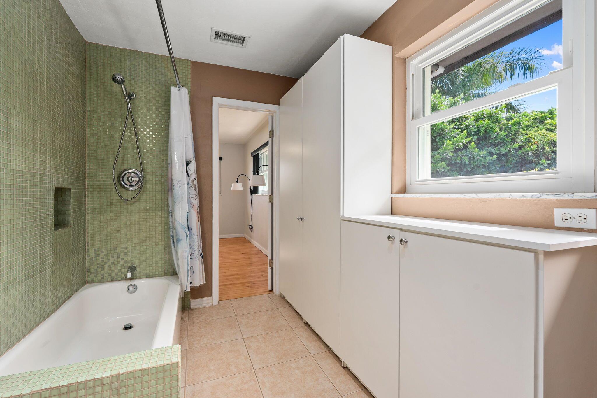 NORTH FORK ESTATES SUBDIV - Residential