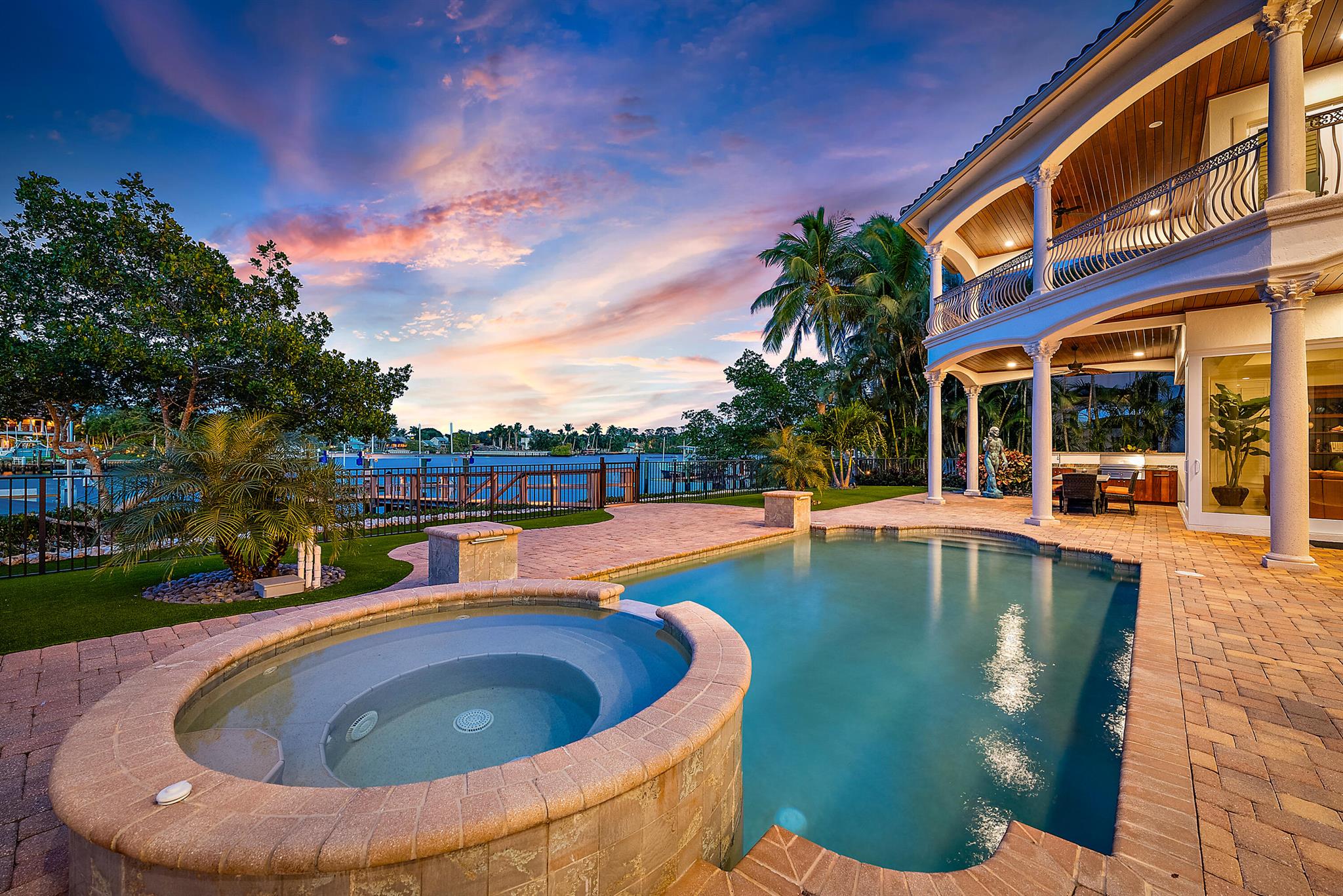 Islands of Jupiter - Residential