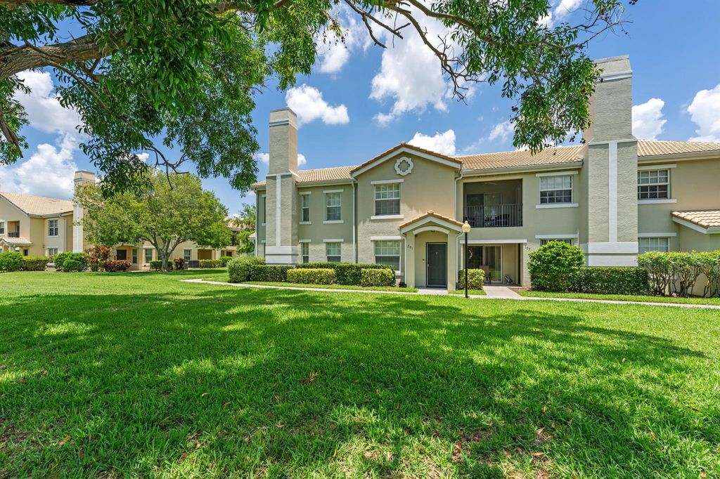 Photo of 140 SW Peacock Boulevard #21201, Port Saint Lucie, FL 34986 (MLS # R11093983)