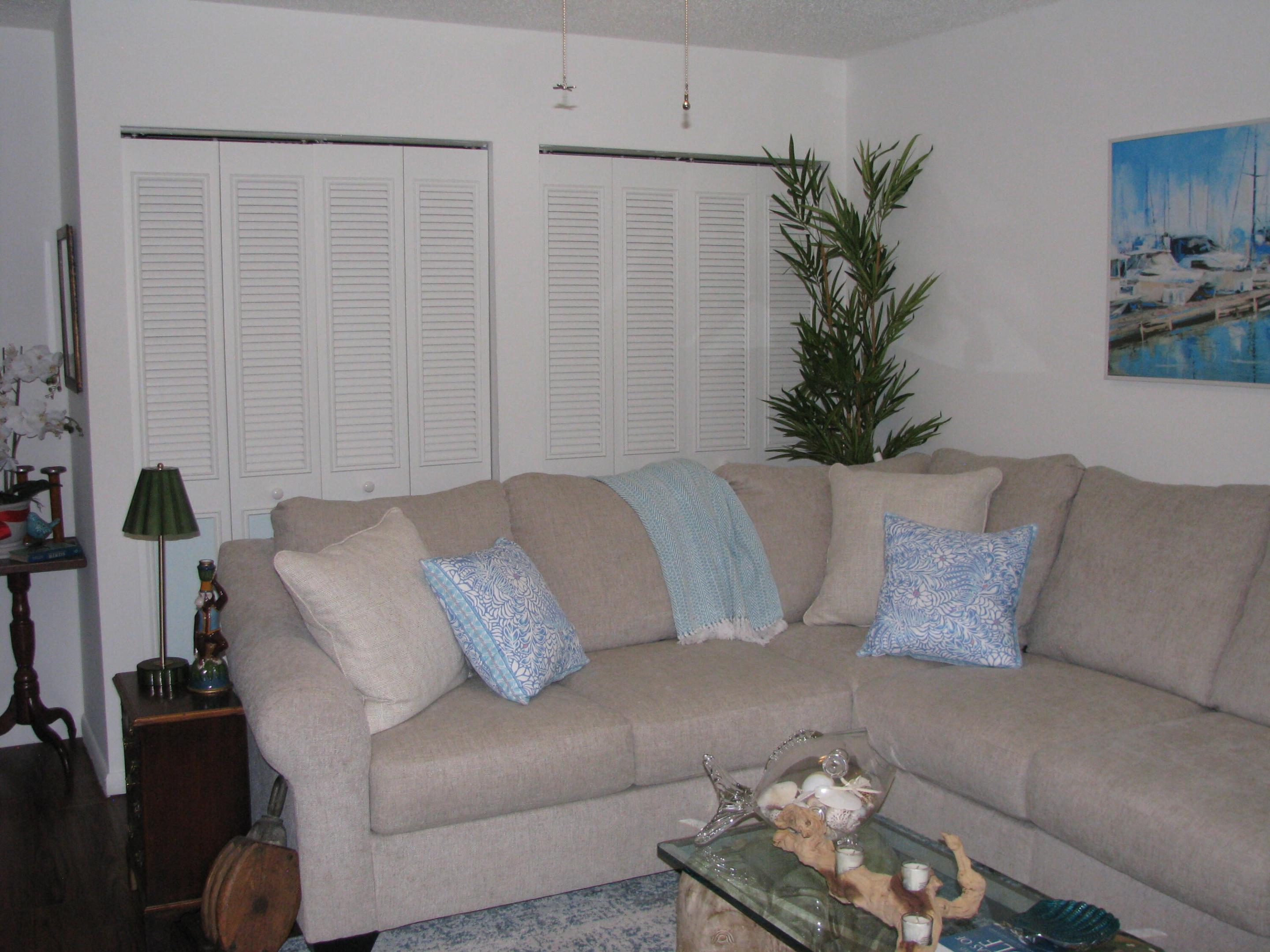 2600 S Kanner Highway W8