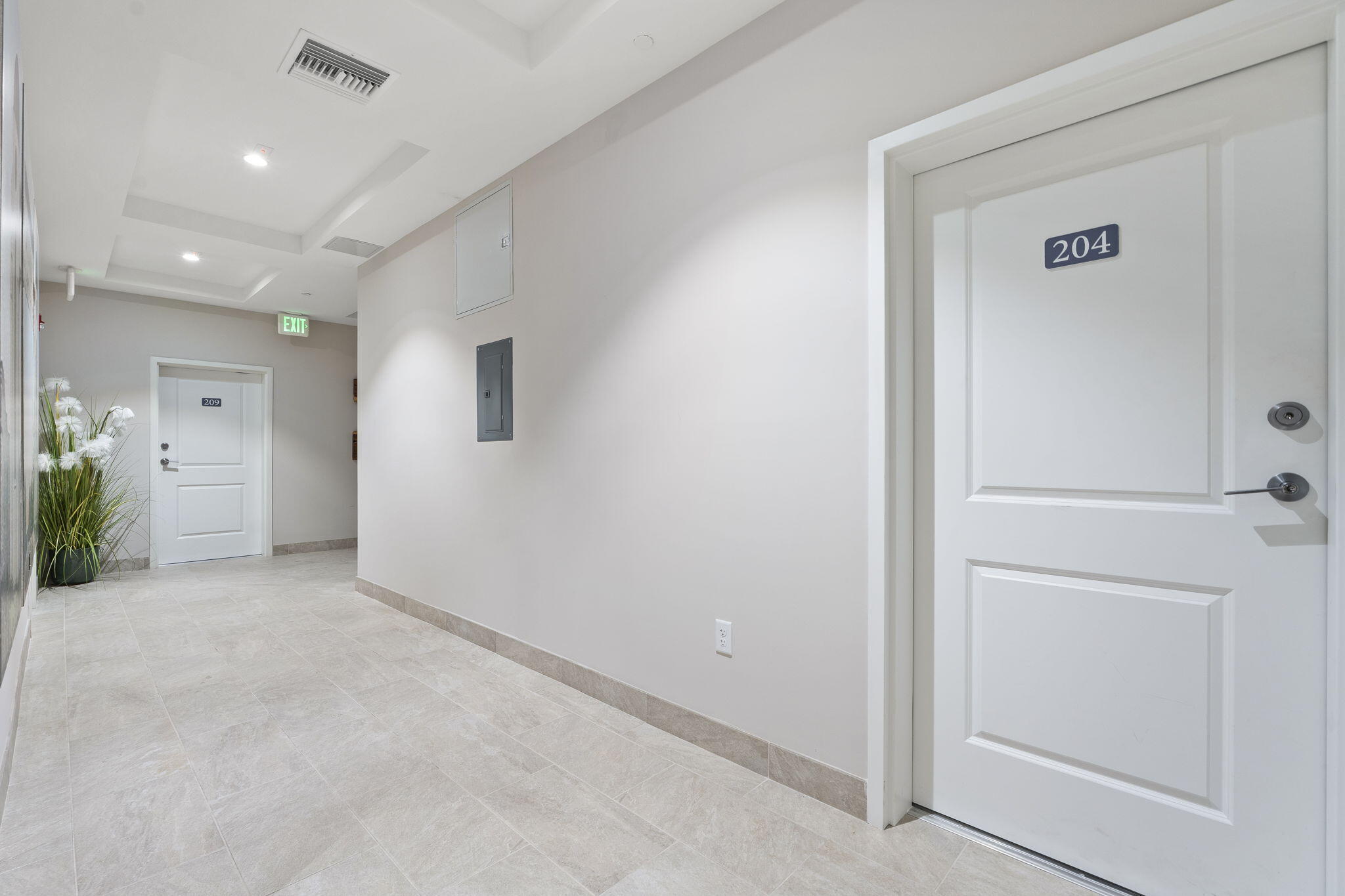 SAILFISH COVE CONDOMINIUM - Residential