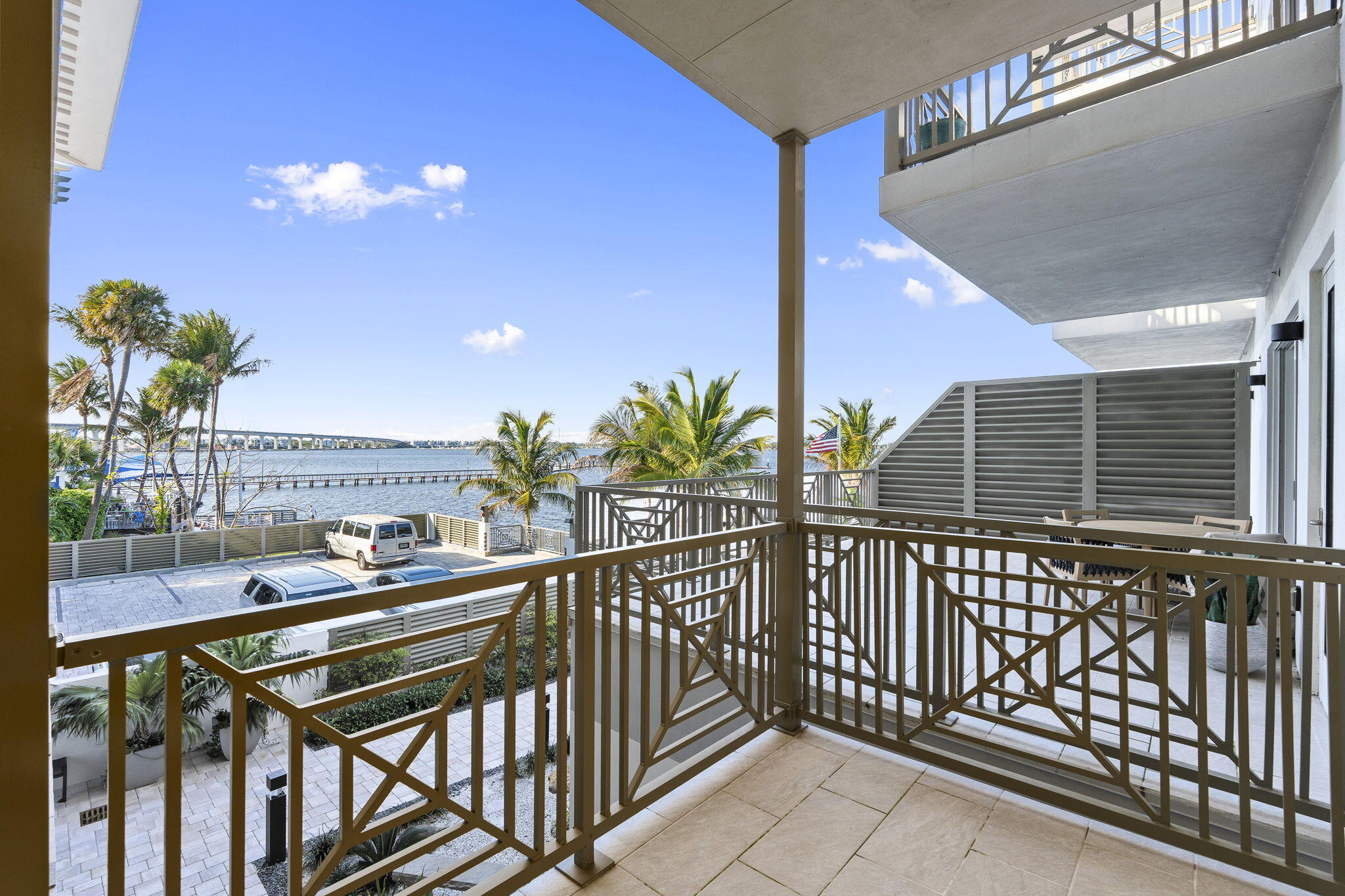 SAILFISH COVE CONDOMINIUM - Residential