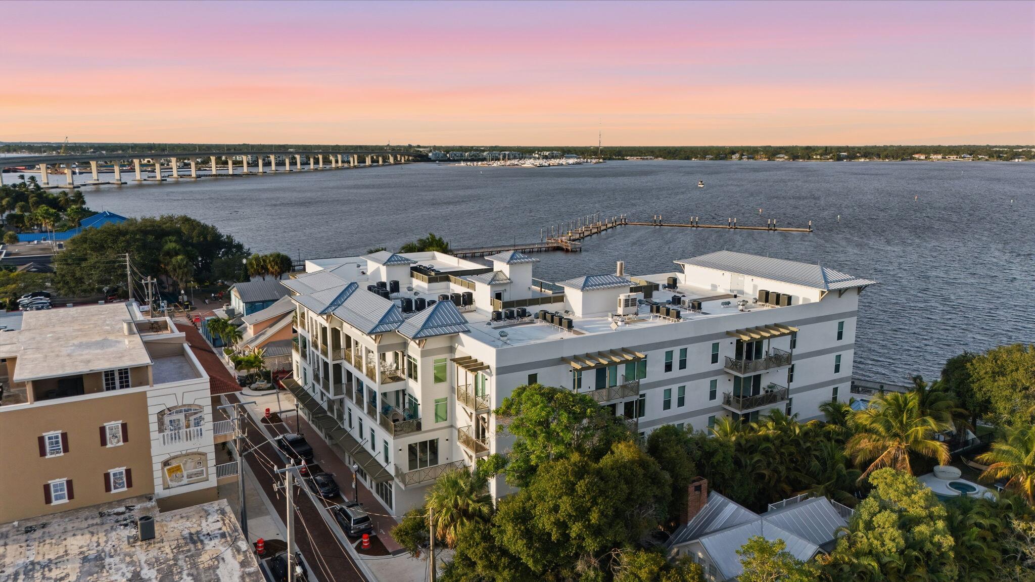 SAILFISH COVE CONDOMINIUM - Residential