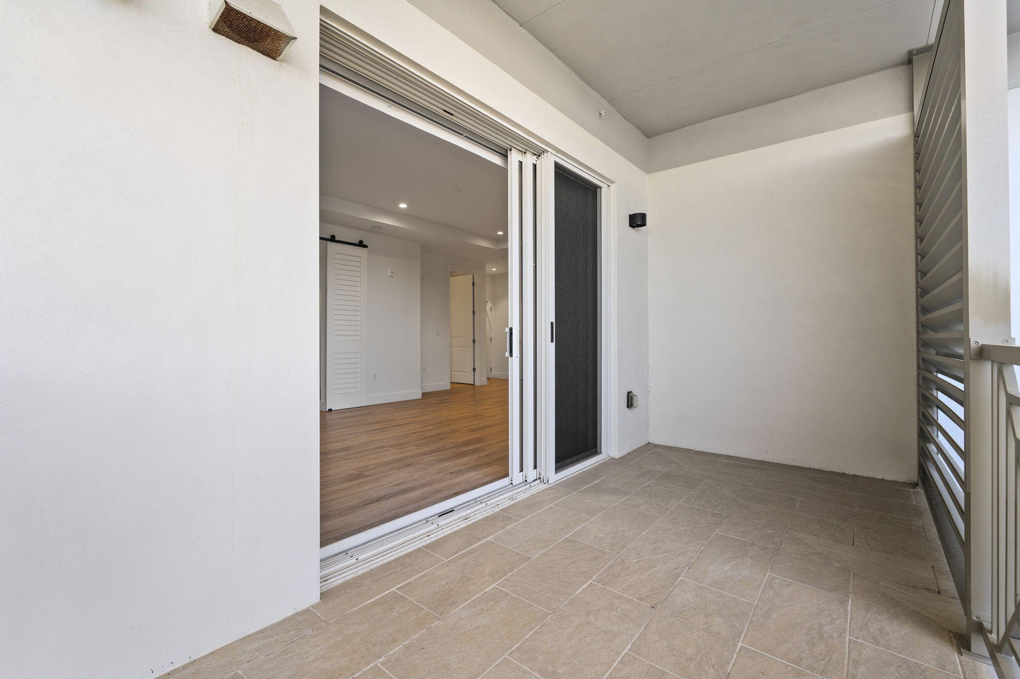 SAILFISH COVE CONDOMINIUM - Residential