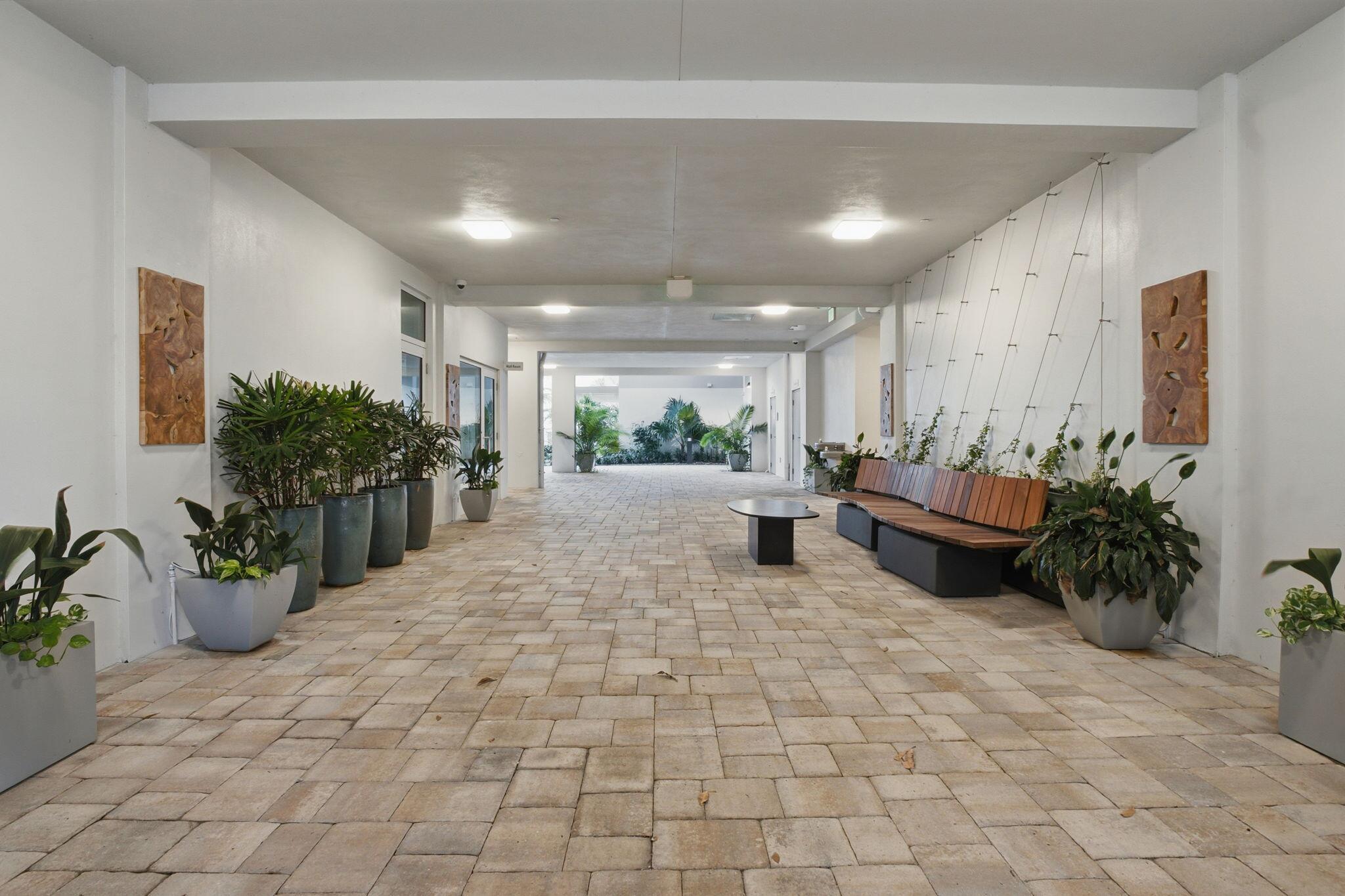 SAILFISH COVE CONDOMINIUM - Residential