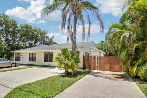 1977 Holman Drive 2 North Palm Beach FL 33408