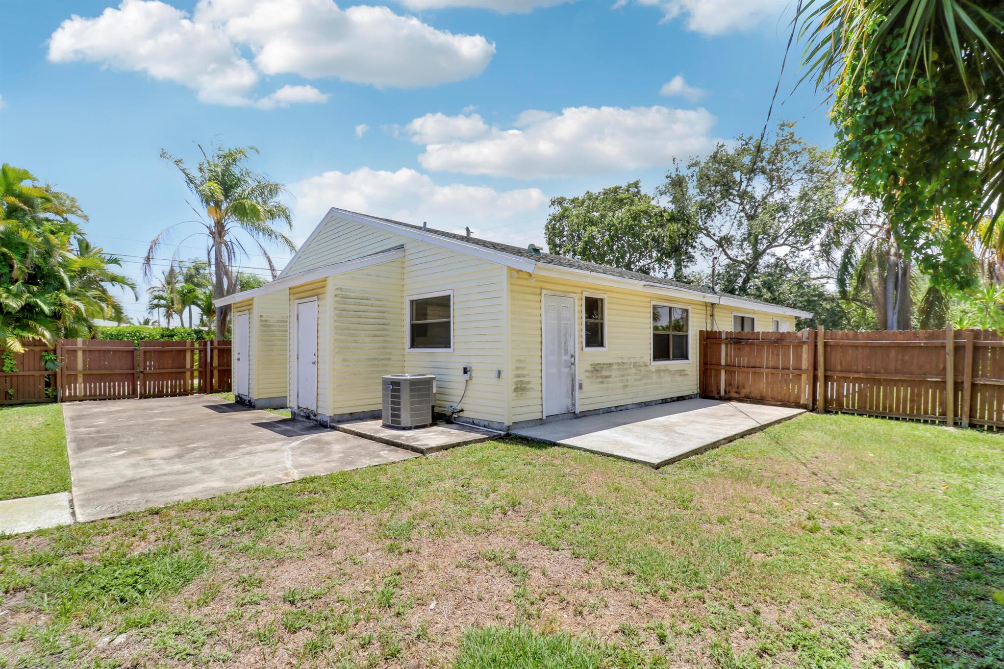 1977 Holman Drive 2