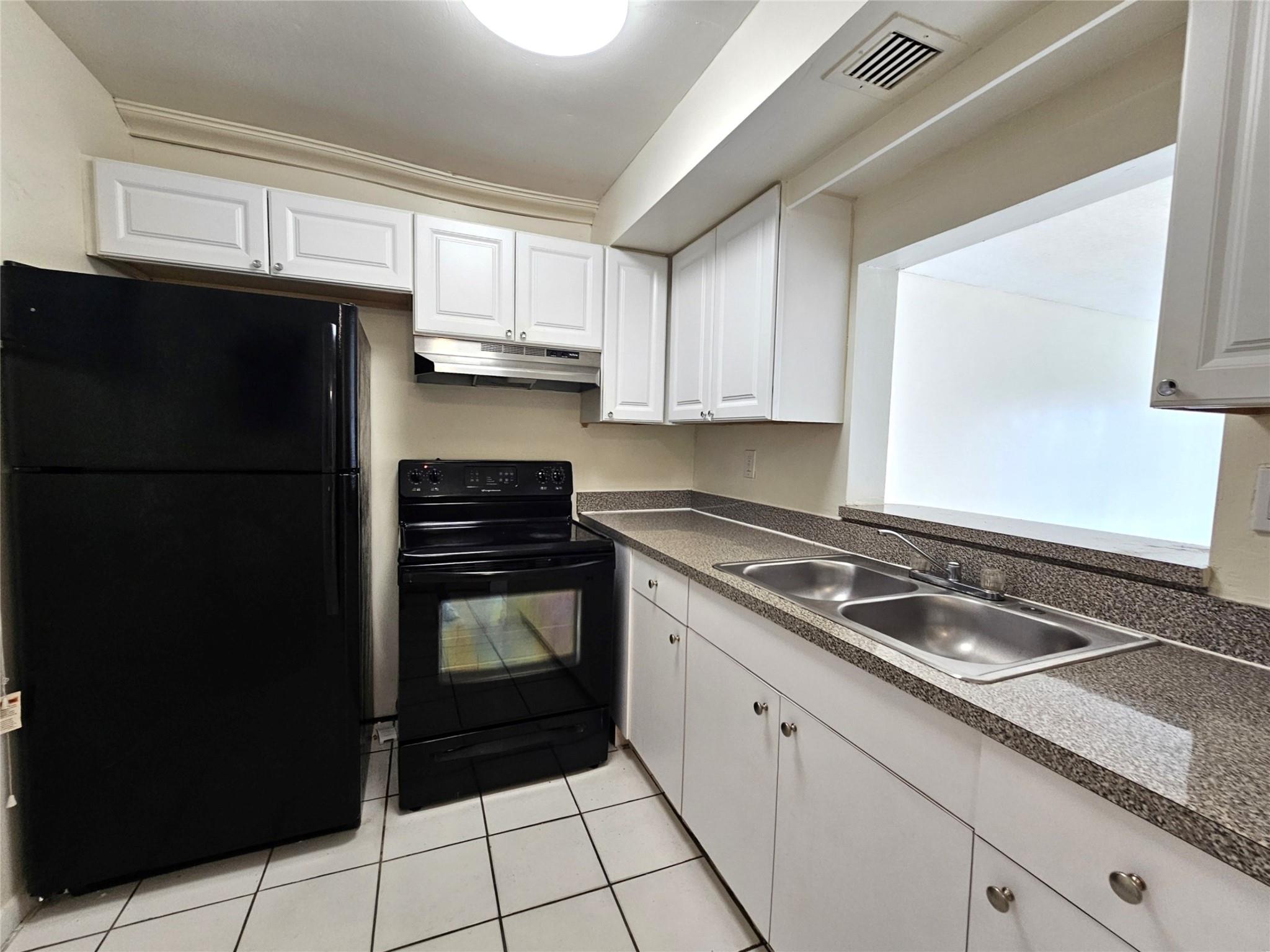 Sunset Hills I Condo - Residential Lease