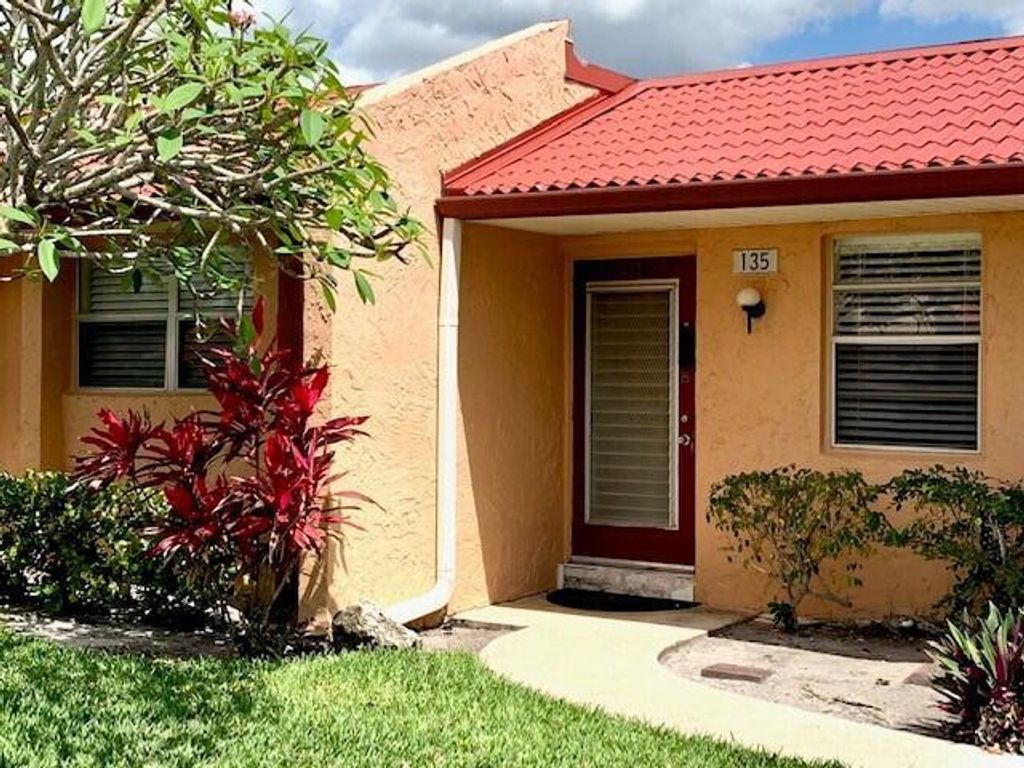 Photo of 135 Lake Anne Drive, West Palm Beach, FL 33411 (MLS # R10883547)