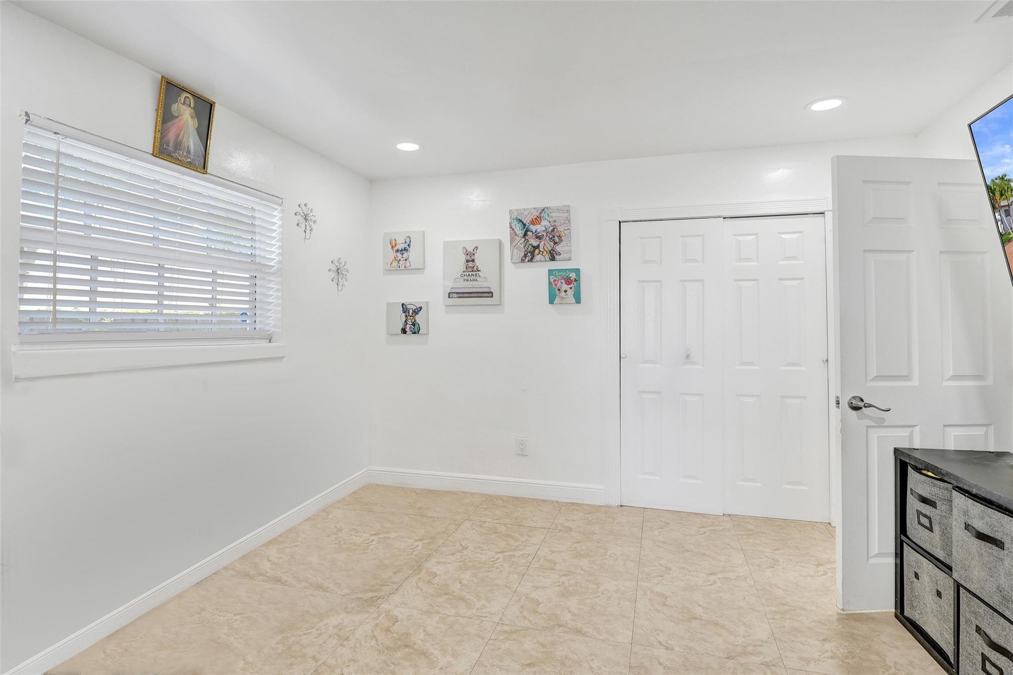 Welwyn Manor 31-2 B - Residential