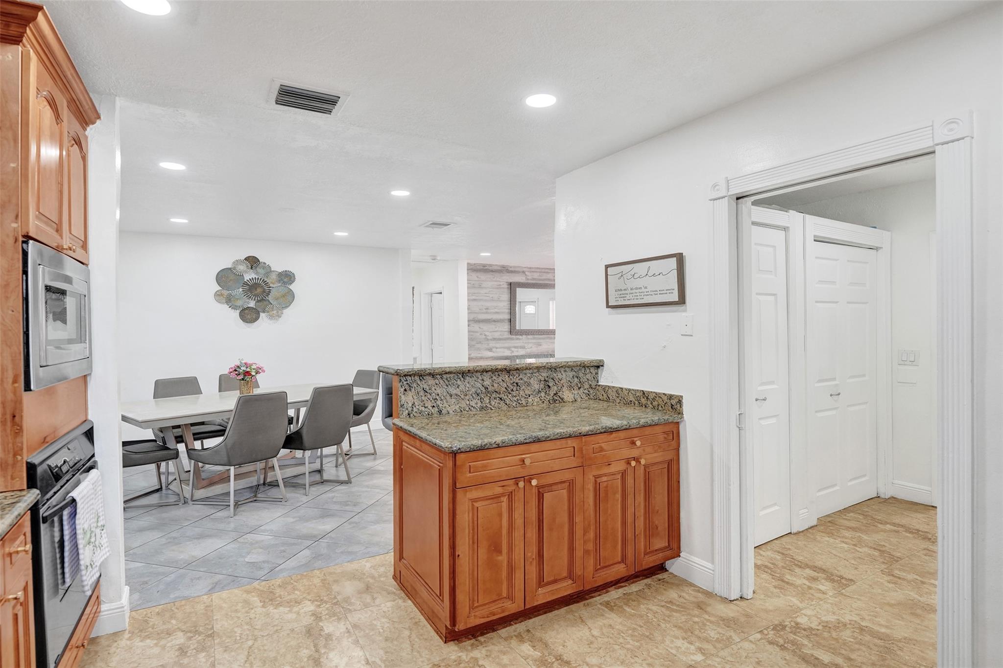 Welwyn Manor 31-2 B - Residential