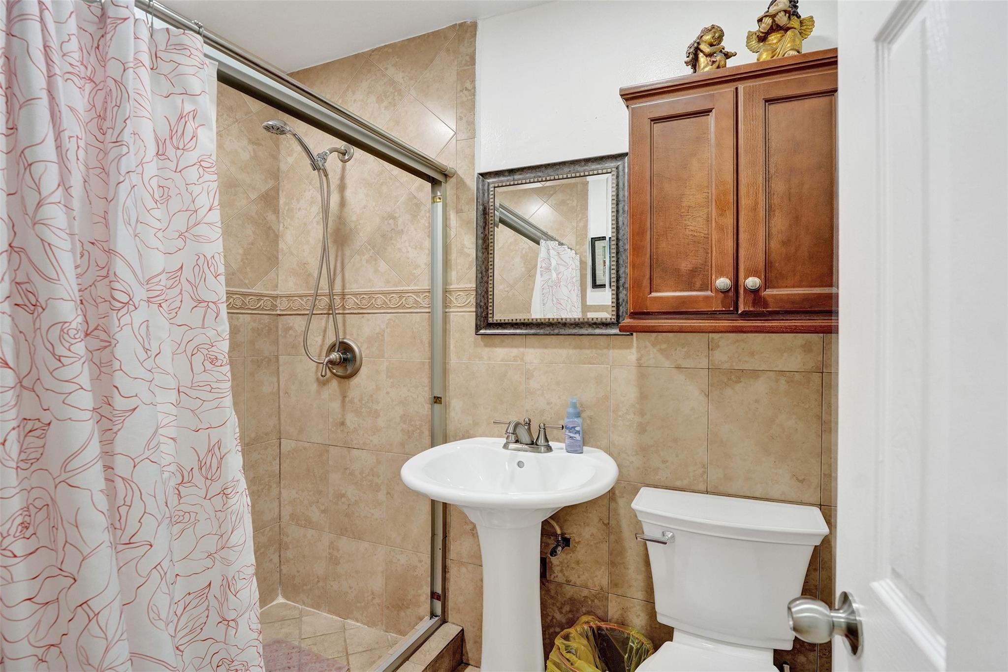 Welwyn Manor 31-2 B - Residential