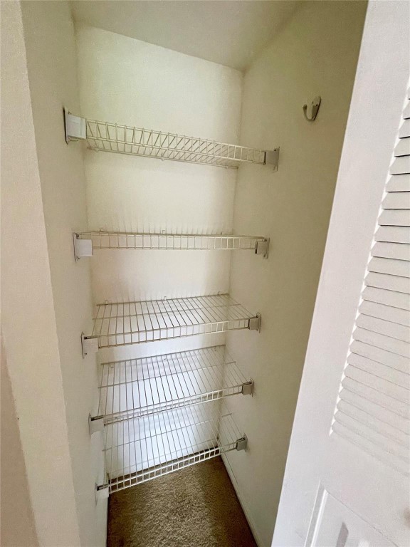 Sailboate Pointe Condo - Residential