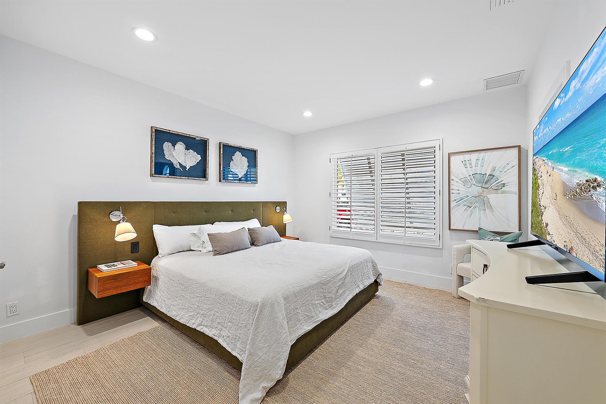 Admirals Cove - Residential