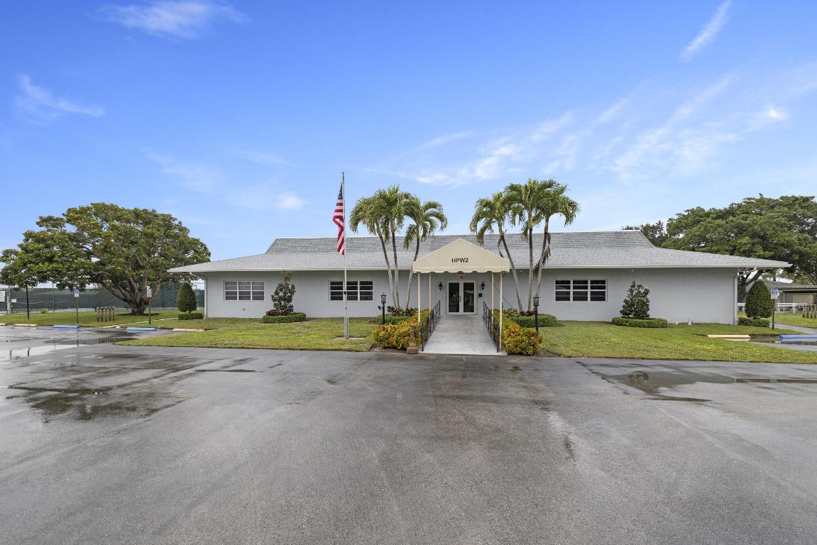 HIGH POINT OF DELRAY WEST CONDO SEC 1&2 - Residential