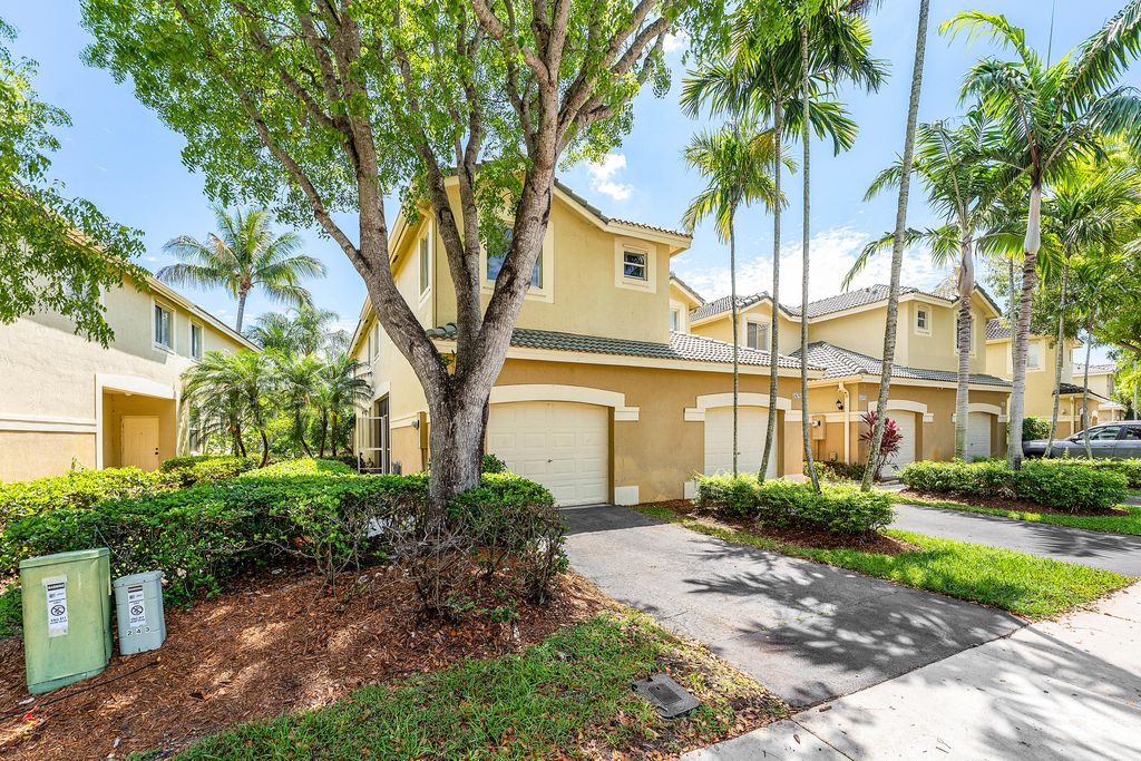 Photo of 2482 Cordoba Bend, Weston, FL 33327 (MLS # B26018740)