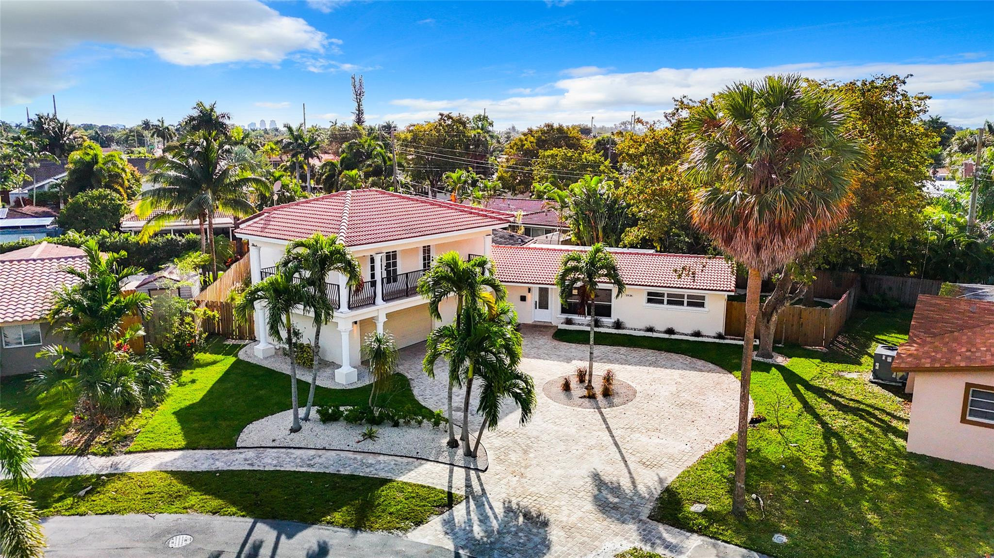 2836 NW 11th Avenue