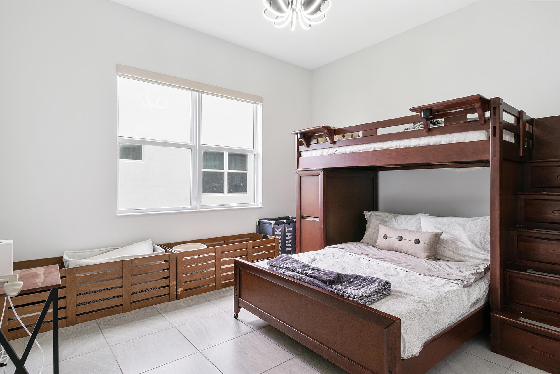 MEADOWS OF WESTLAKE - Residential