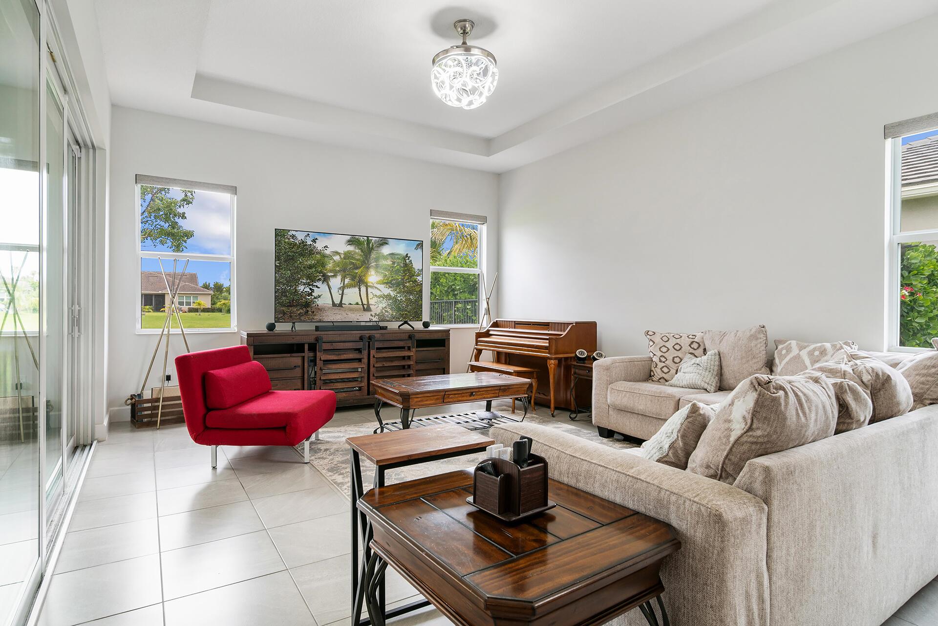 MEADOWS OF WESTLAKE - Residential