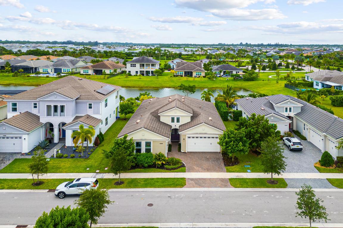 MEADOWS OF WESTLAKE - Residential