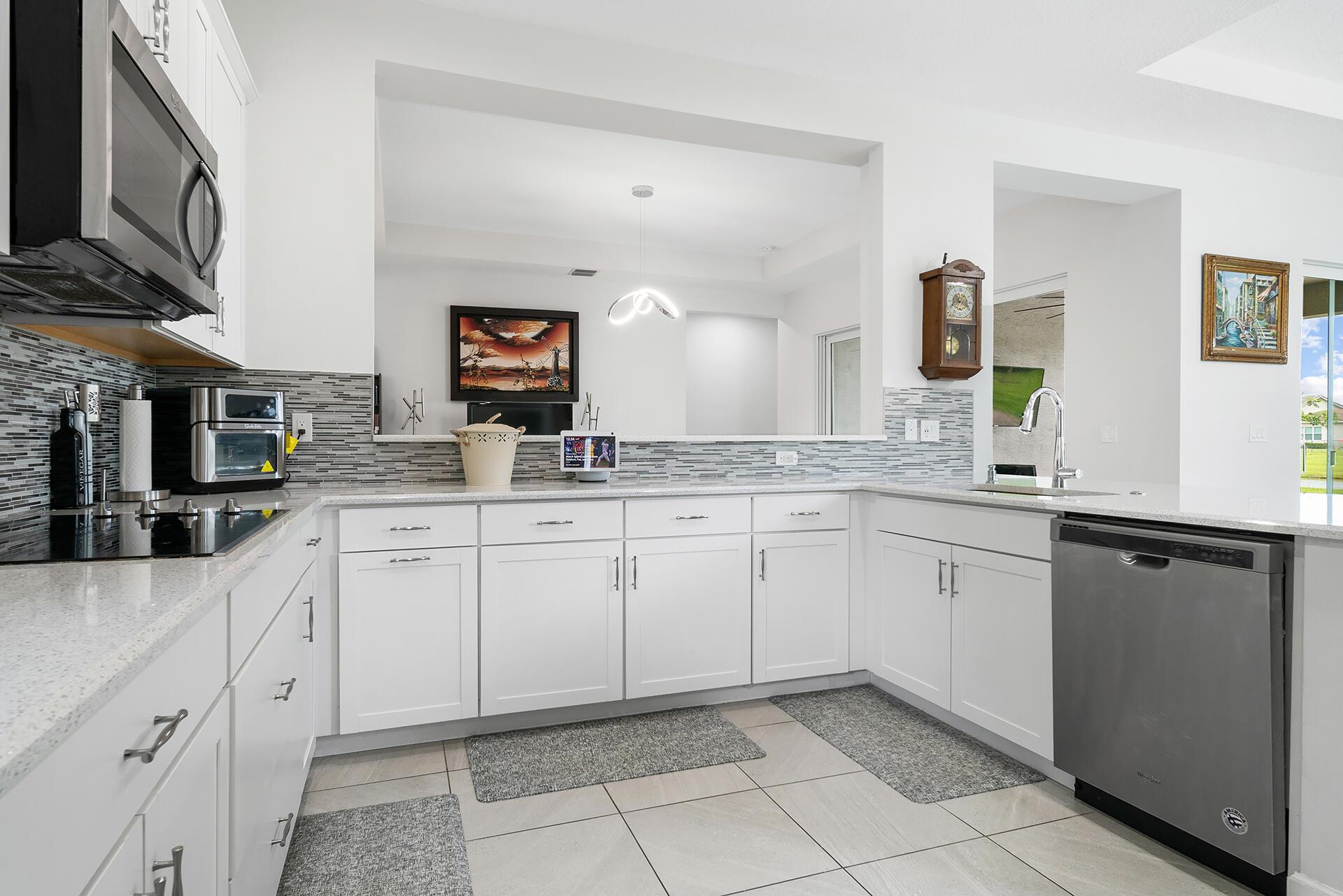 MEADOWS OF WESTLAKE - Residential