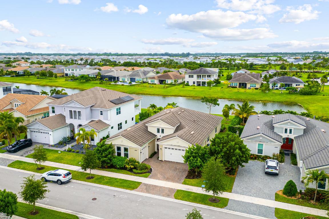 MEADOWS OF WESTLAKE - Residential