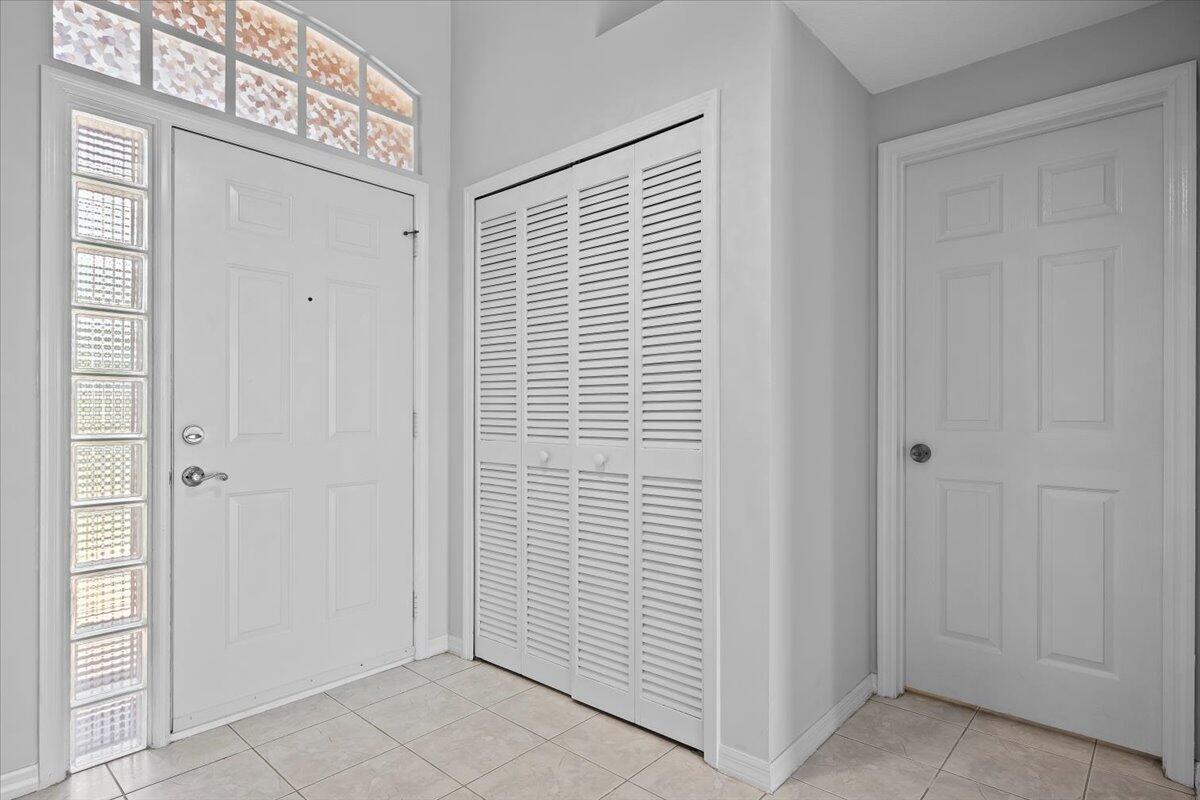 230 SW Ridgecrest Drive