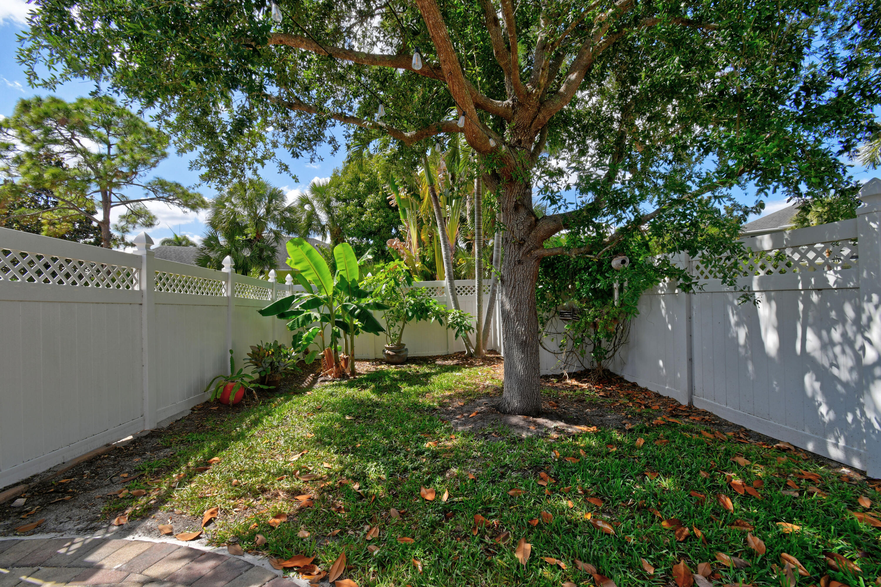 MARTINIQUE AT ABACOA PL 2 - Residential