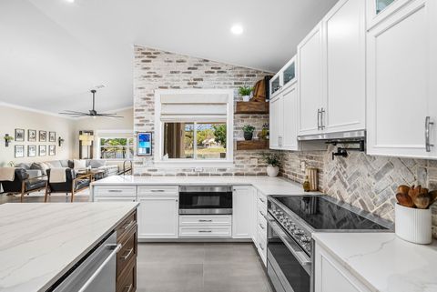 Tiny photo for 7505 NW 65th Lane, Parkland, FL 33067 (MLS # B26003252)