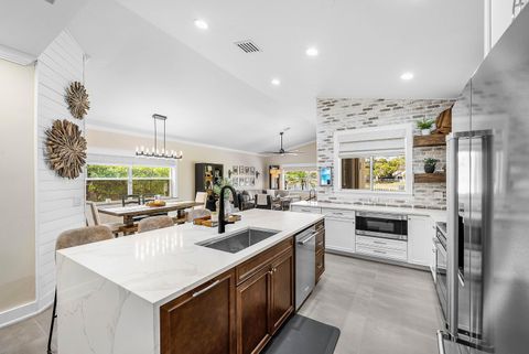 Tiny photo for 7505 NW 65th Lane, Parkland, FL 33067 (MLS # B26003252)