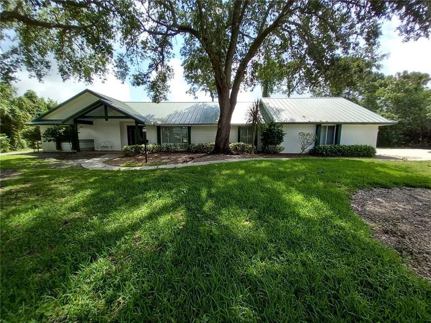 PRICE JUST REDUCED!!! SPACIOUS AND CHARMING 3/2 RANCH STYLE HOME WITH GREAT CURB APPEAL & PRIVATE CUL-DE-SAC LOT ON 1.02 ACRES AT RESERVE PLANTATION IN PGA VILLAGE. ENTER INTO SPACIOUS GREAT ROOM WITH OPEN FLOOR PLAN, VAULTED CEILINGS WITH SKYLIGHTS FOR NATURAL LIGHTING, SPACIOUS OPEN KITCHEN, LG ISLAND, BREAKFAST BAR, PANTRY, LARGE WINDOW LOOKING OVER SPACIOUS SCREEN ENCLOSE LANAI & GARDEN VIEW.NEW GLASS FOR FRENCH DOOR COMING SOON ON BACK ORDER. CORPORATE OWNED PROPERTY, SEE SELLERS ADDENDUM.