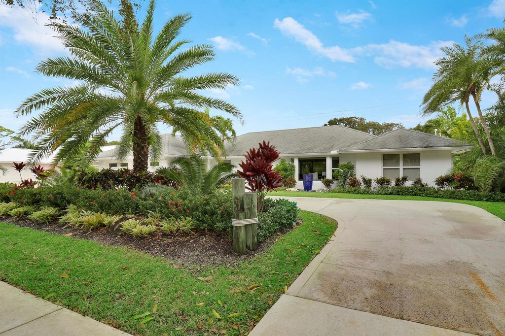 Photo of 346 Country Club Drive, Tequesta, FL 33469 (MLS # R11034856)