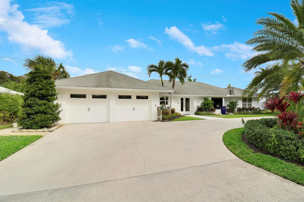 Photo of 346 Country Club Drive, Tequesta, FL 33469 (MLS # R11034856)