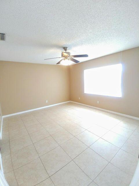 PORT ST LUCIE SECTION 3 - Residential Lease